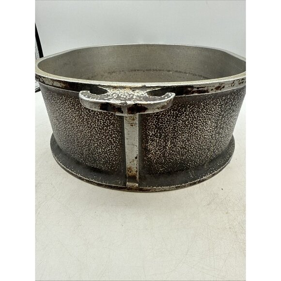 Guardian Service Ware Roaster hammered Dutch Oven (no lid) Vintage - Picture 6 of 12